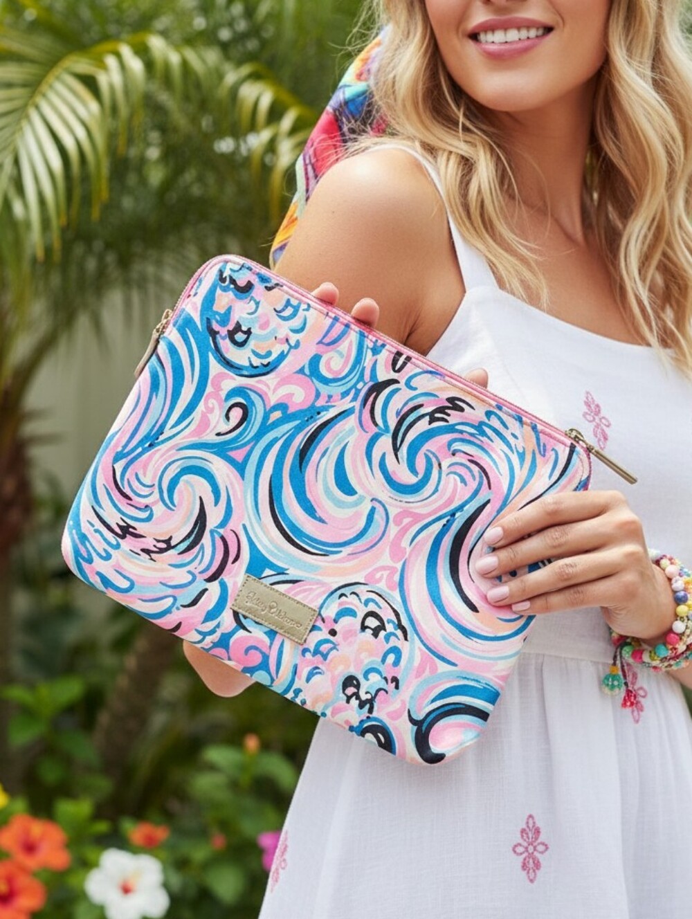 NWOT Lilly Pulitzer Neon Travel Catch All Pouch Neon Razz Berry Flamingoals